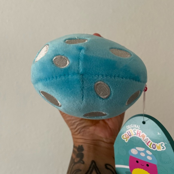 RANDALL the 5” pink mushroom squishmallow - Picture 3 of 4